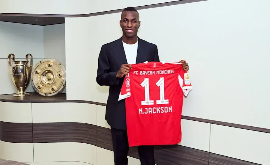 b832efd2fe1a905a23dd06039fc15ca3,d689b83e